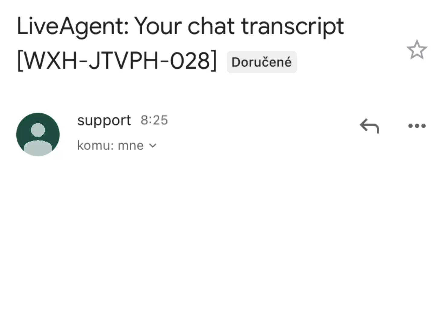 Obrázok ukazujúci prázdny prepis chatu kvôli chybe v predchádzajúcich verziách LiveAgent