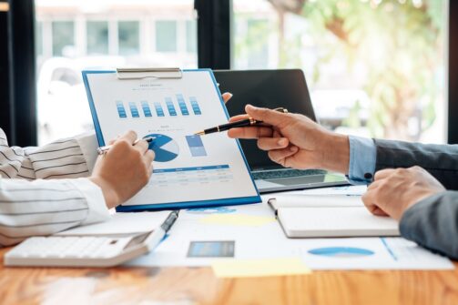 10 krokov k vytvoreniu stratégie riadenia znalostí + príklady