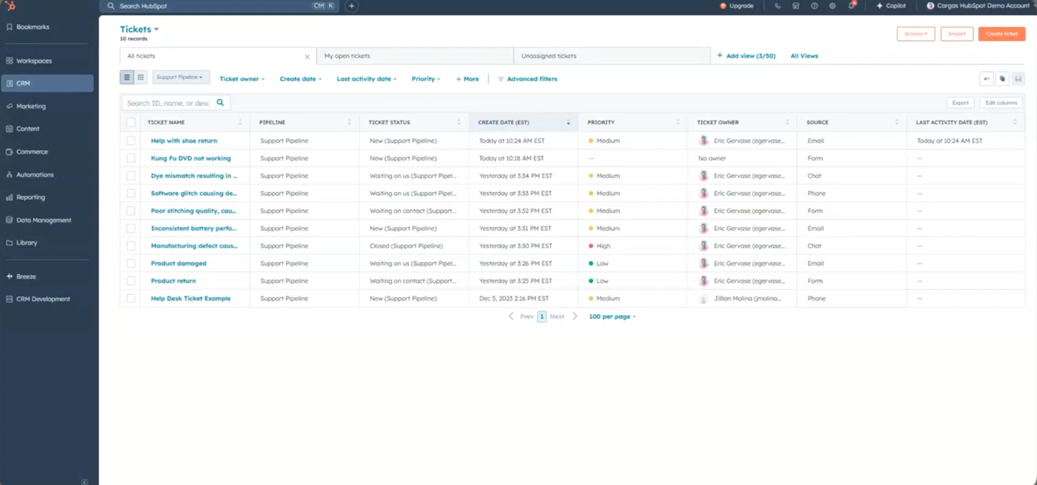 Helpdesk HubSpot Service Hub s pipeline tiketov a CRM záznamom