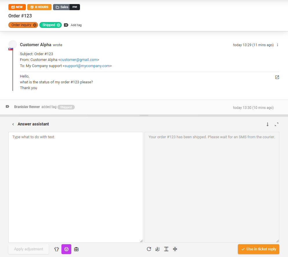 Nástroj AI Answer Assistant v použití na odpoveď na lístok.